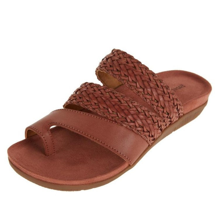Sandalias Deportivas En Forma De Cuña Apoyadas Por Arcos Altos