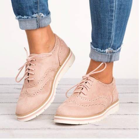 Los Deportes De Las Mujeres De La Plataforma Y Los Zapatos Planos Del Ocio - MXbueno