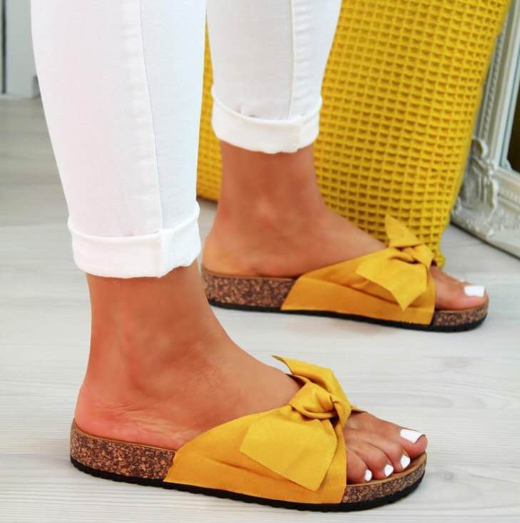 Sandalias con lazo