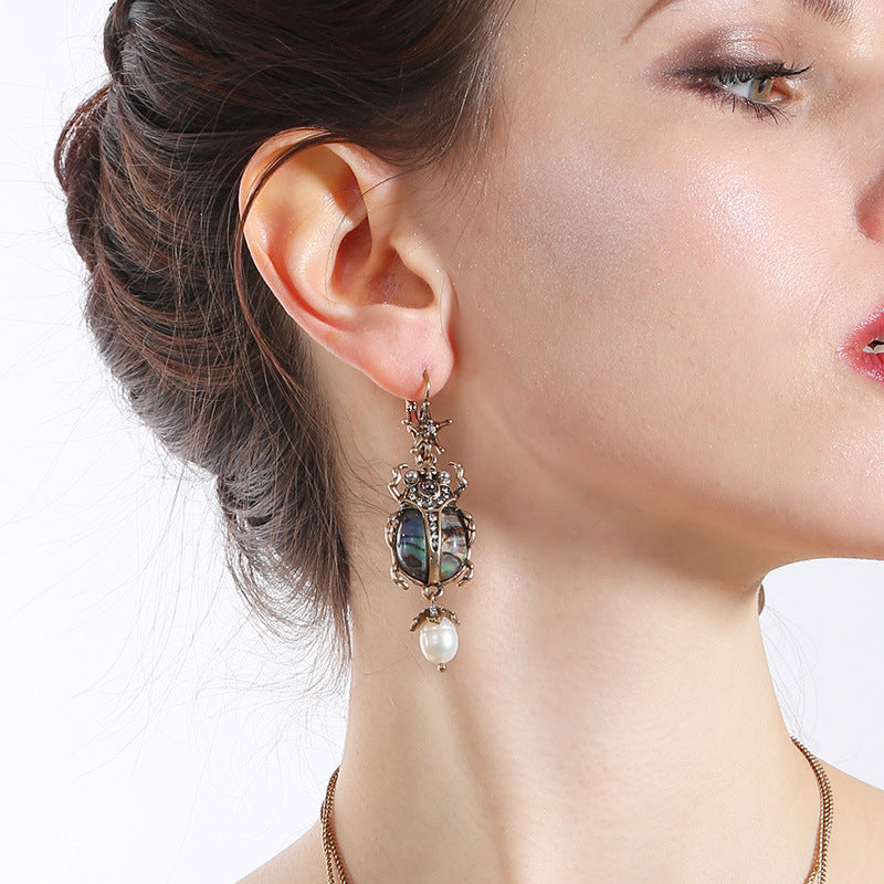 Pendientes De Mariquita De Estilo Retro Europeo Y Americano, Personalidad Femenina, Pendientes De Perlas De Agua Dulce Salvajes, Moda
