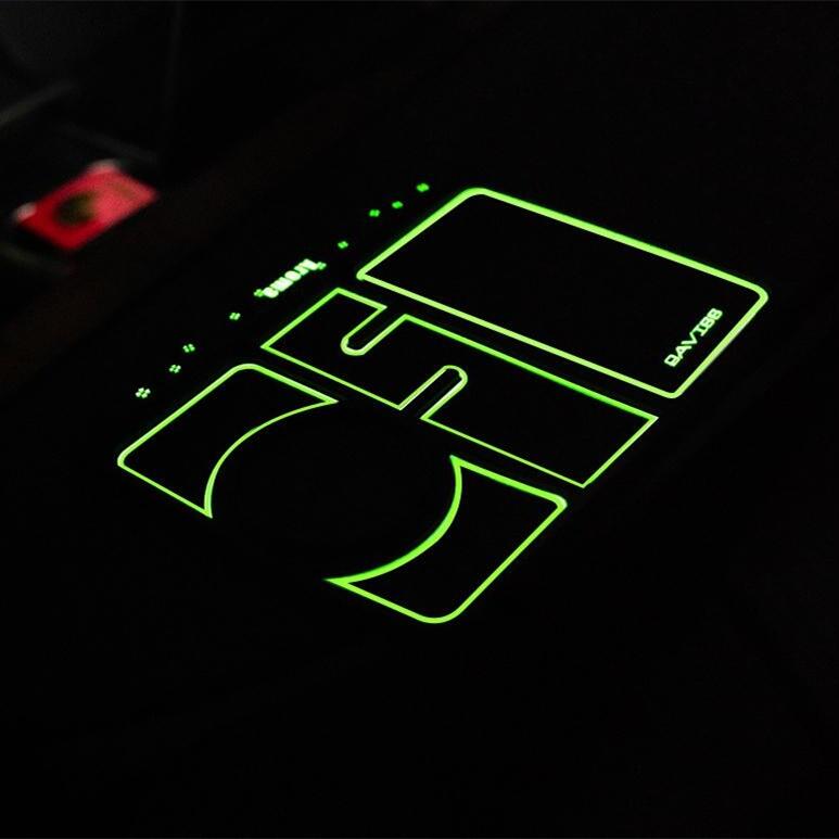 🎁Venta De Principios De Año Nuevo - Almohadilla De Teléfono Antideslizante 4 En 1 Para Automóvil
