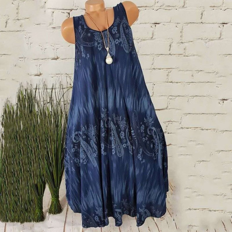 Vestido floral con cuello redondo