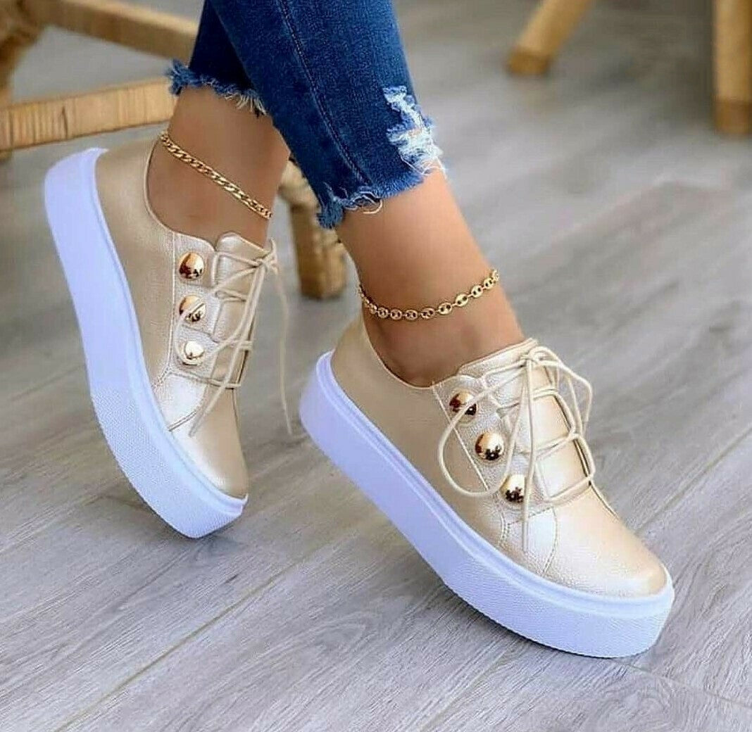Zapatos Deportivos Tennis Con Tachuelas Doradas Para Mujer