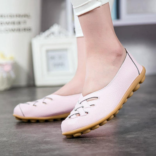 Resbalón casual respirable del cuero hueco en los pisos del mocasín para las mujeres - MXbueno