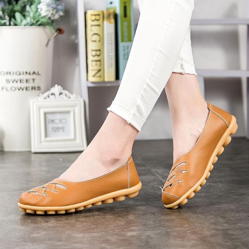 Resbalón casual respirable del cuero hueco en los pisos del mocasín para las mujeres - MXbueno