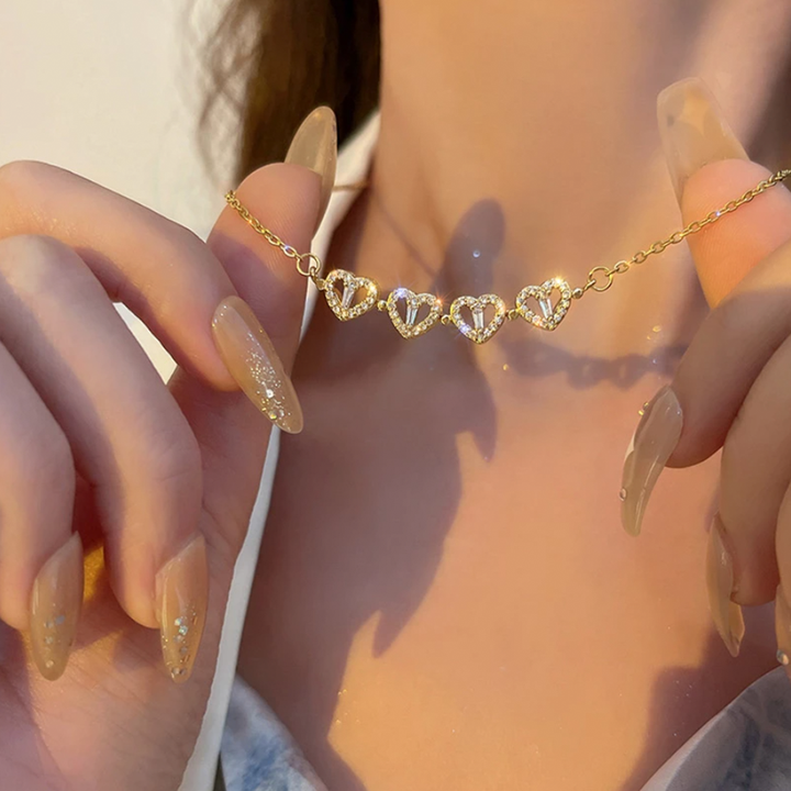 ☘Collar Con Forma De Corazón De Cuatro Hojas🎁 Los Mejores Regalos Para Sus Seres Queridos