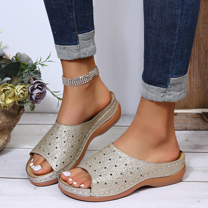 [W-Zapato] 2022 Zapatillas De Mujer Remache Rhinestone Hueco Boca De Pez Zapatos Tallados Sandalias De Cuero