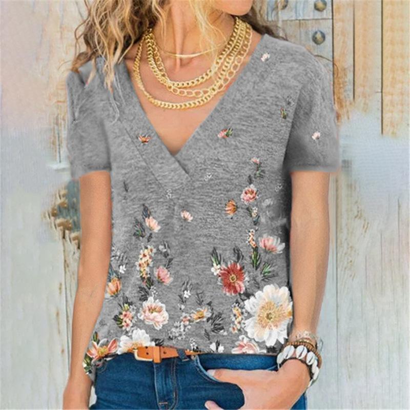 Camiseta de manga corta con cuello en V y estampado de jersey